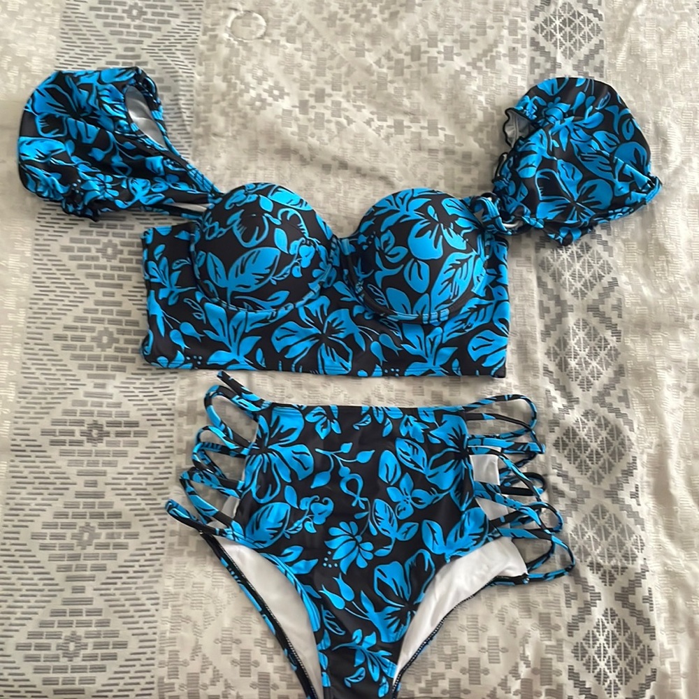 Large swim suit two piece brand new!